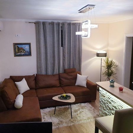 Apartmani Stari Grad Cacak Exterior photo