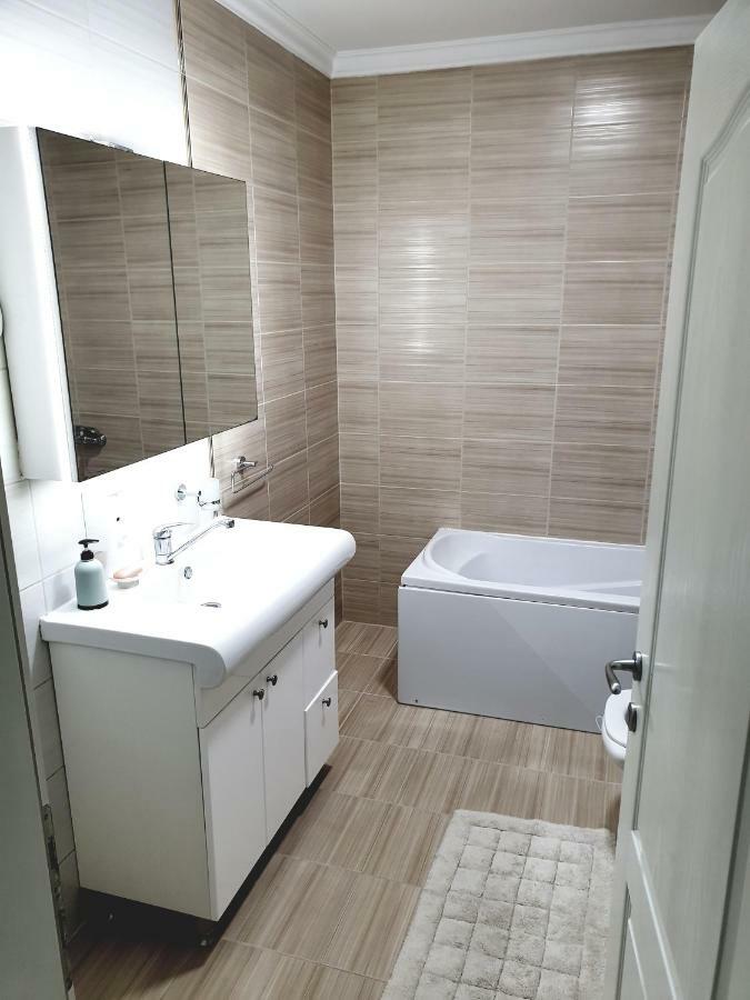 Apartmani Stari Grad Cacak Exterior photo